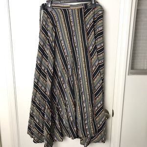 Wrap around Womans skirt. No tags.